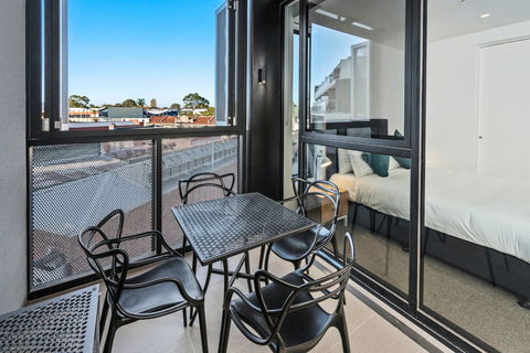Anchorage Apartments Hampton - eAccommodation 9