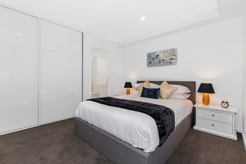Astra Apartments Newcastle - eAccommodation 4