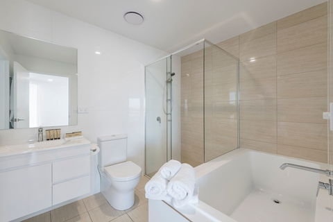 Astra Apartments Newcastle - eAccommodation 5