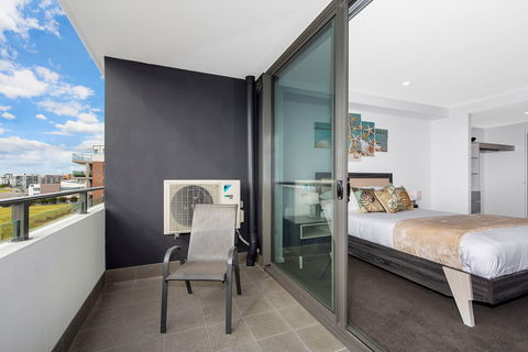 Astra Apartments Newcastle - eAccommodation 9