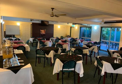 Pine Tree Motel - eAccommodation 2