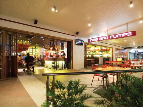 Oaks Grand Gladstone - eAccommodation 3