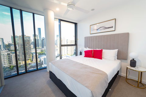 Arise Brisbane One - eAccommodation 1