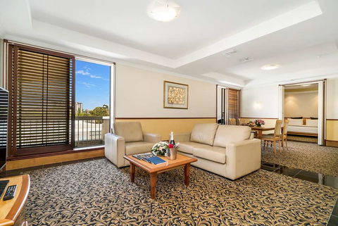 Mindil Beach Resort Casino - eAccommodation 2