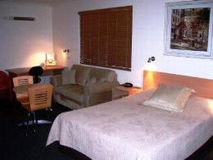 Aston Hill Motor Lodge - eAccommodation 1