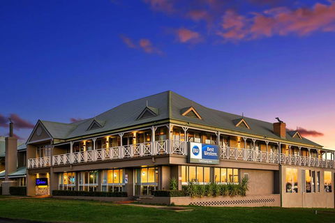 Best Western Sanctuary Inn - eAccommodation 0