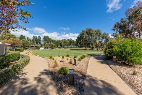 Club Wyndham Seven Mile Beach-Trademark - eAccommodation 1