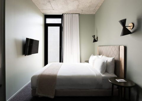 Alex Hotel, Perth - eAccommodation 2