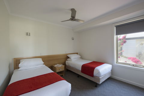 West Beach Parks - eAccommodation 1