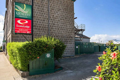 Econo Lodge, Portland - eAccommodation 0