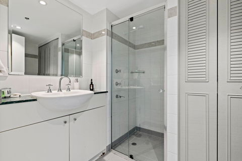 Astra Apartments Chatswood - eAccommodation 1