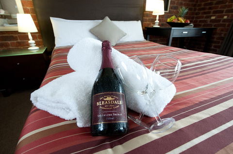 Admiral Motor Inn - eAccommodation 2