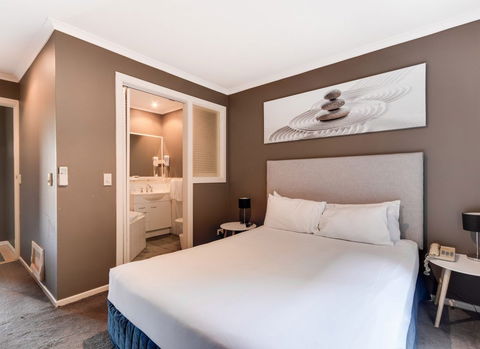 Aqualuna Beach Resort - eAccommodation 1