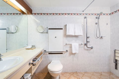 Adelaide Inn - eAccommodation 2