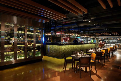 QT Canberra - eAccommodation 10