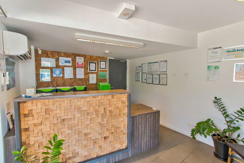 Mackay Oceanside Central Hotel - eAccommodation 2