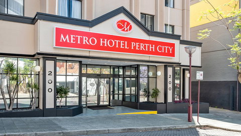 Metro Hotel Perth City - eAccommodation 0