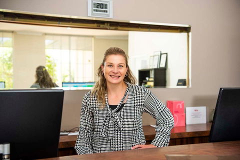 Winning Post Motel - eAccommodation 1