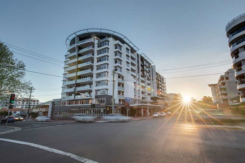 Adina Apartment Hotel Wollongong - eAccommodation 0