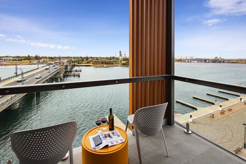 Quest Port Adelaide - eAccommodation 1