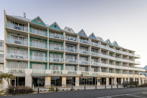 Lady Bay Resort - eAccommodation 0