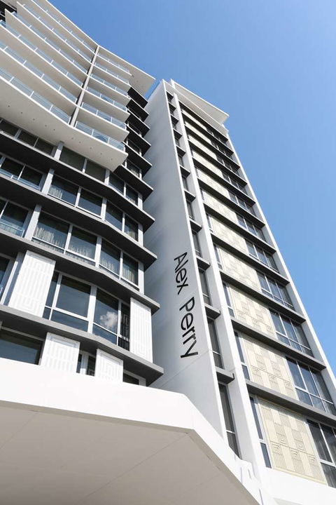 Alex Perry Hotel And Apartments - eAccommodation 1