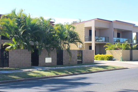 Western Gateway Motel - eAccommodation 0
