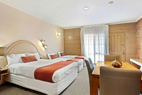 Quality Inn Colonial - eAccommodation 3