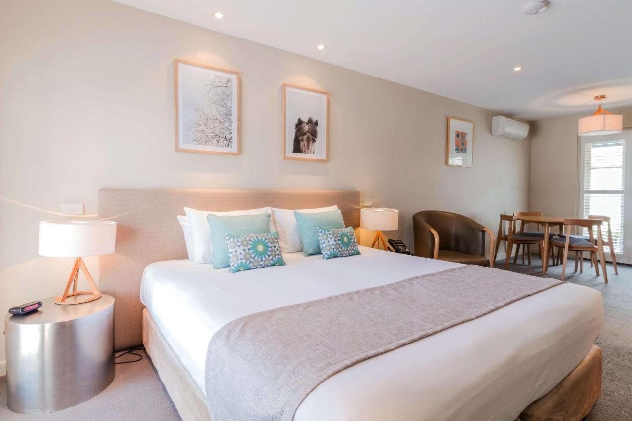 Houghton SA eAccommodation