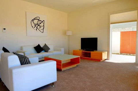 York Cove - eAccommodation 6