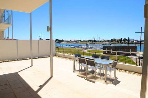 York Cove - eAccommodation 7