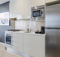 Meriton Suites Zetland - eAccommodation