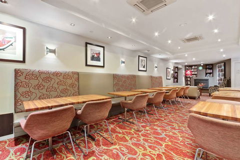 Alto Hotel On Bourke - eAccommodation 2