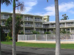 Cabarita Lake Apartments - eAccommodation 0