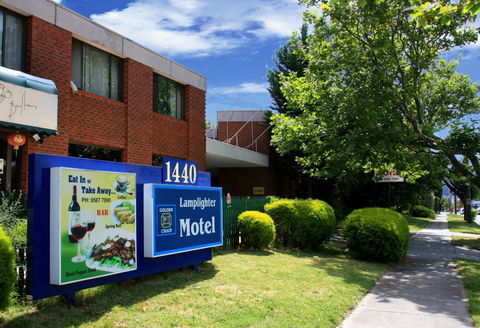 Lamplighter Motel - eAccommodation 0