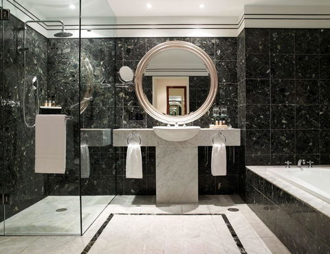 Hyatt Hotel Canberra - A Park Hyatt Hotel - eAccommodation 10