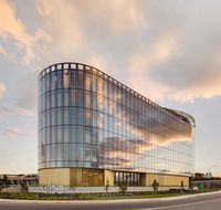 Vibe Hotel Canberra - eAccommodation