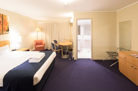 Ibis Styles Canberra - eAccommodation 1