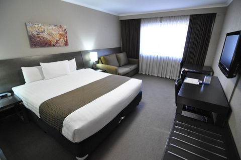 Pavilion On Northbourne - eAccommodation 4