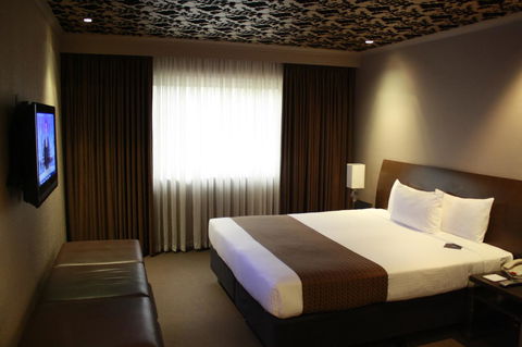 Pavilion On Northbourne - eAccommodation 34