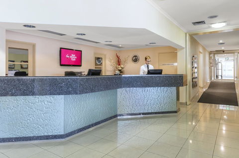 Garden City Hotel, Best Western Signature Collection - eAccommodation 9