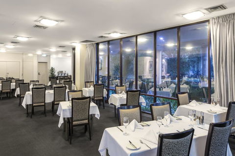 Garden City Hotel, Best Western Signature Collection - eAccommodation 7