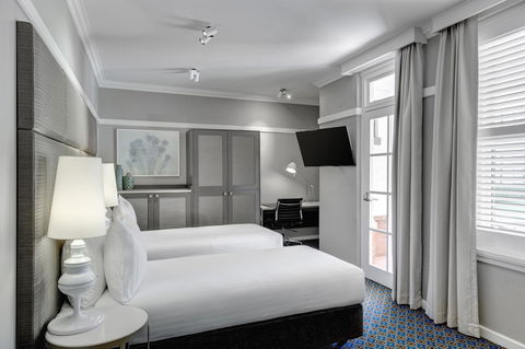 Hotel Kurrajong Canberra - eAccommodation 4