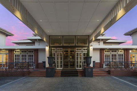 Hotel Kurrajong Canberra - eAccommodation 22