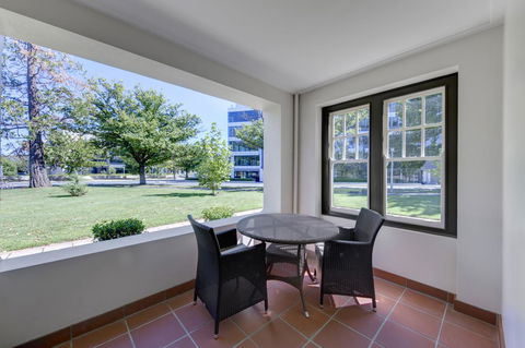 Hotel Kurrajong Canberra - eAccommodation 10