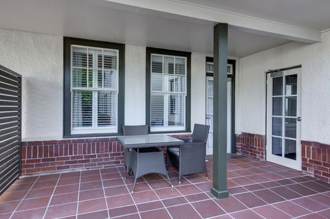 Hotel Kurrajong Canberra - eAccommodation 8