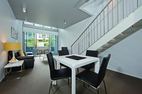 Realm Park 39 Barton ACT - eAccommodation 21