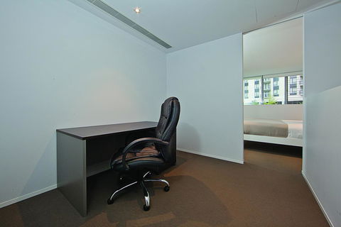 Realm Park 39 Barton ACT - eAccommodation 17