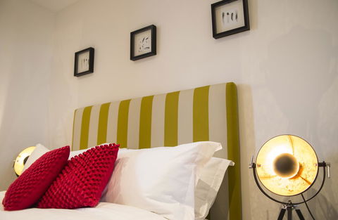 KUI - Manhattan Apartments - eAccommodation 7