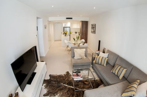 KUI - Manhattan Apartments - eAccommodation 12